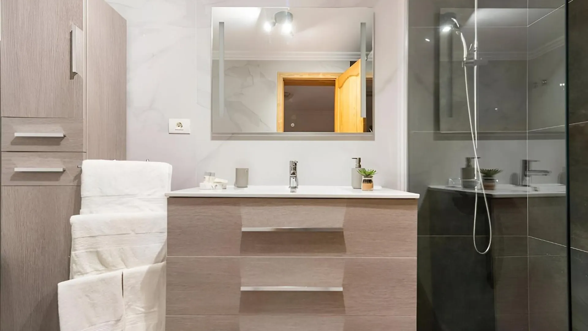 Lovely House In Gran Canaria Next To The Airport Melenara 0*,  Spain