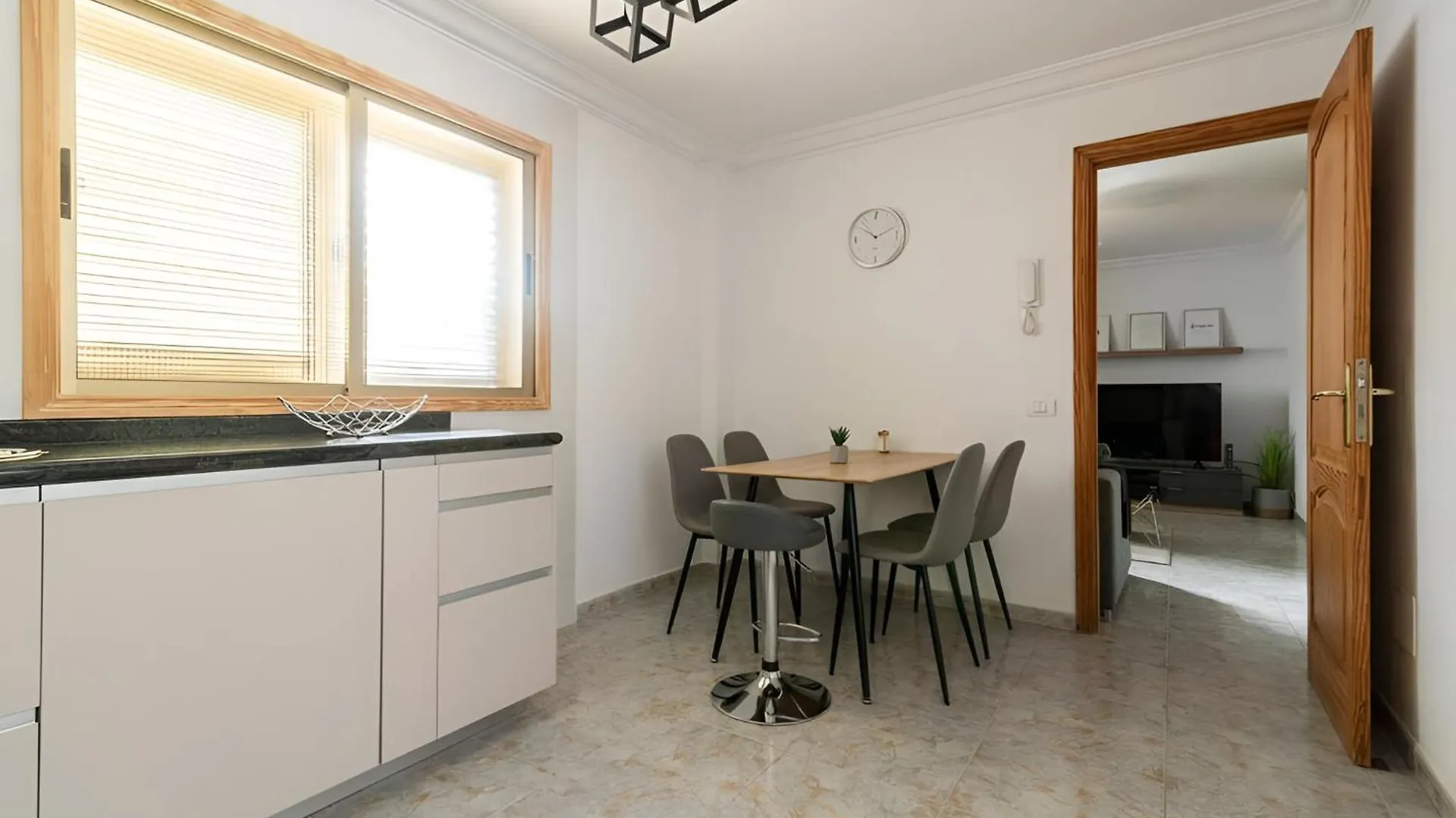 Apartment Lovely House In Gran Canaria Next To The Airport Melenara