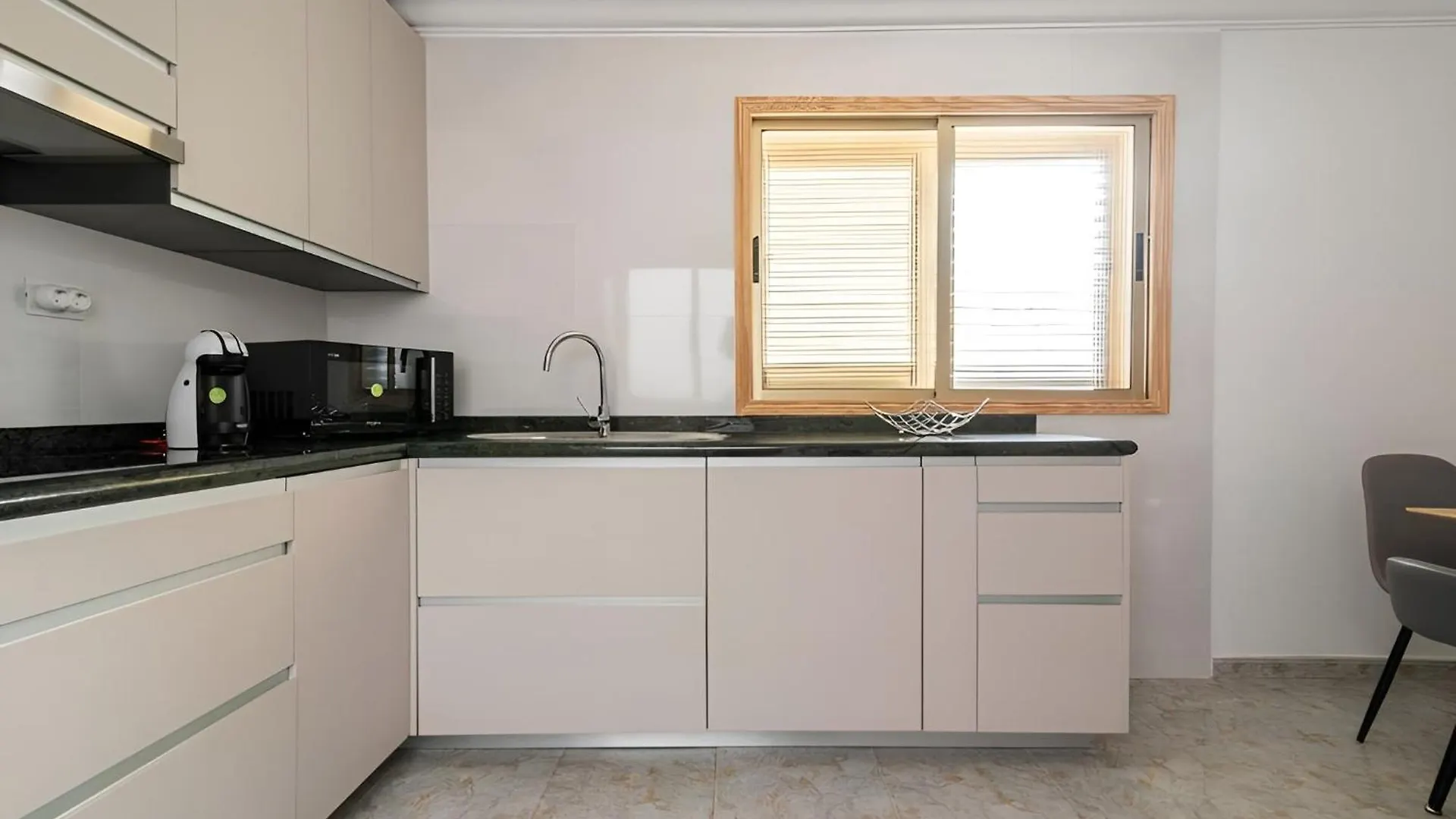 Apartment Lovely House In Gran Canaria Next To The Airport Melenara